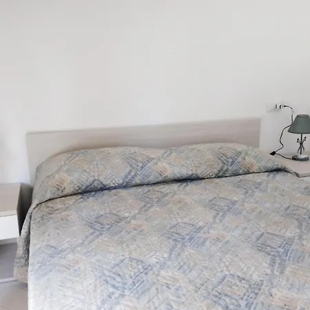 Apartmán Affittimoderni Isola Rossa Elite - Pati15 *